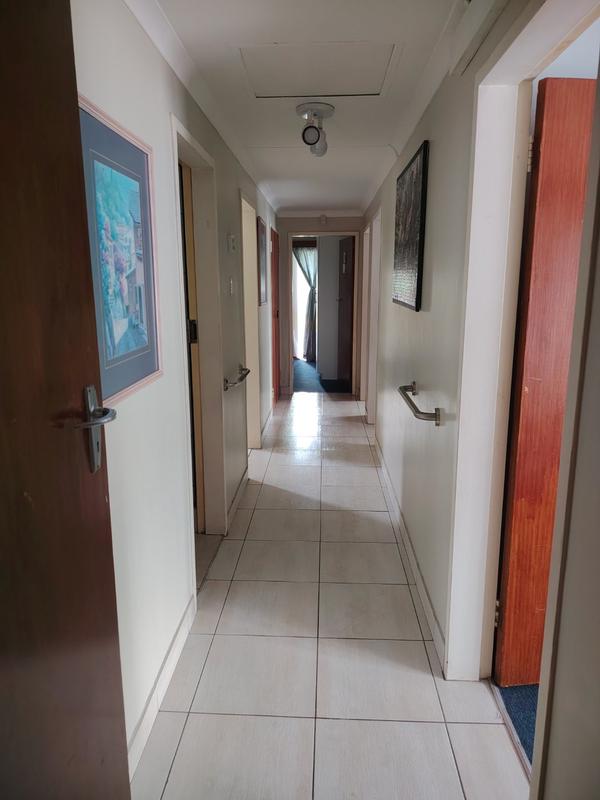 5 Bedroom Property for Sale in Sasolburg Ext 4 Free State